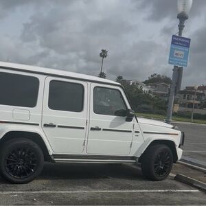 Premium White Car Audio System